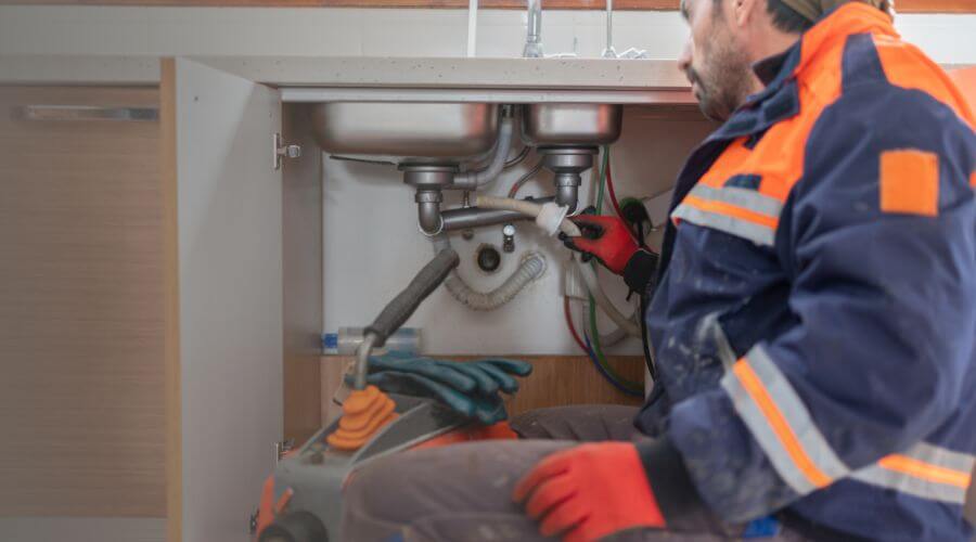 Professional slab leak plumber services in Indian, AK